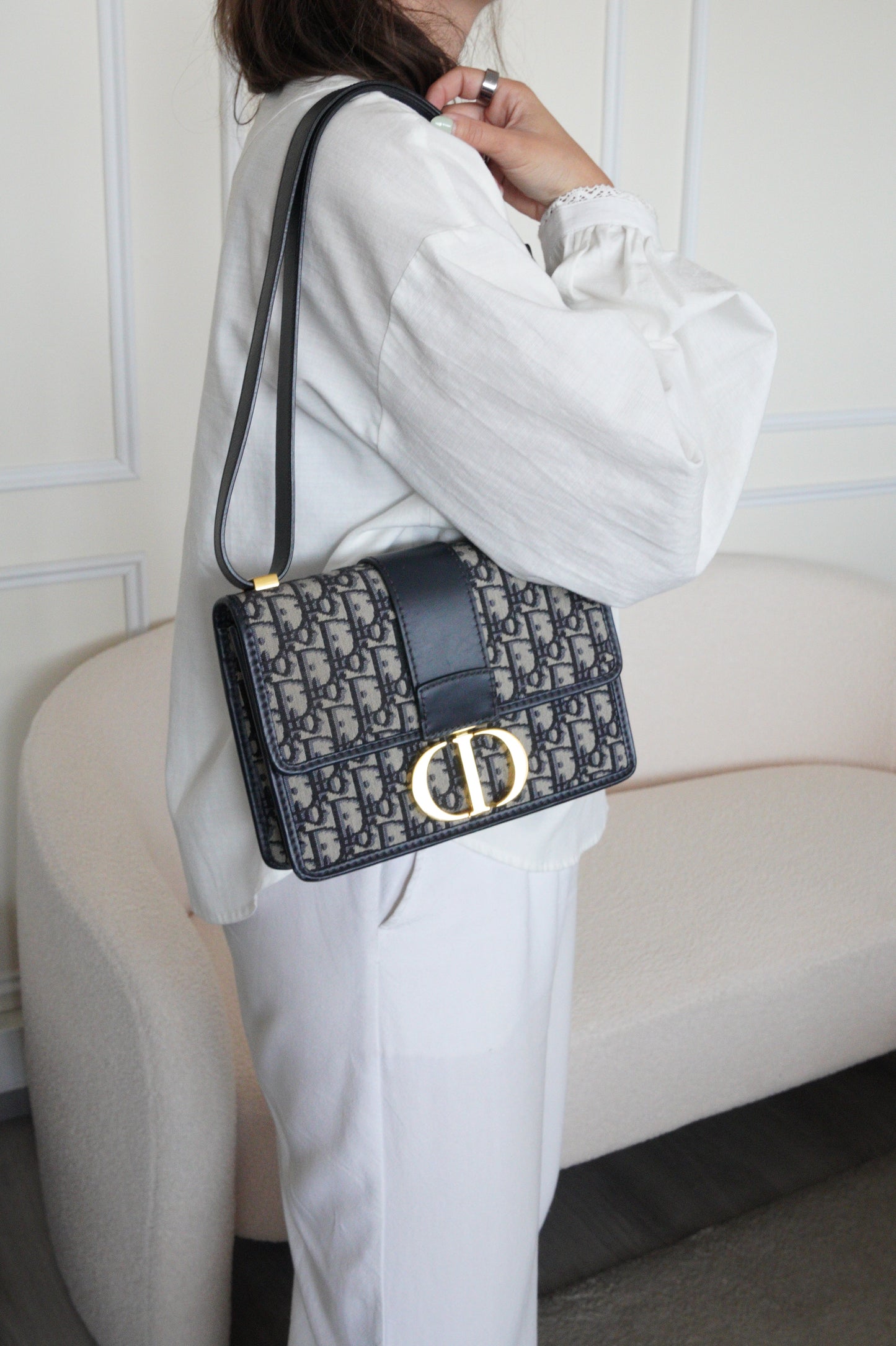Dior 30 Montaigne oblique blue