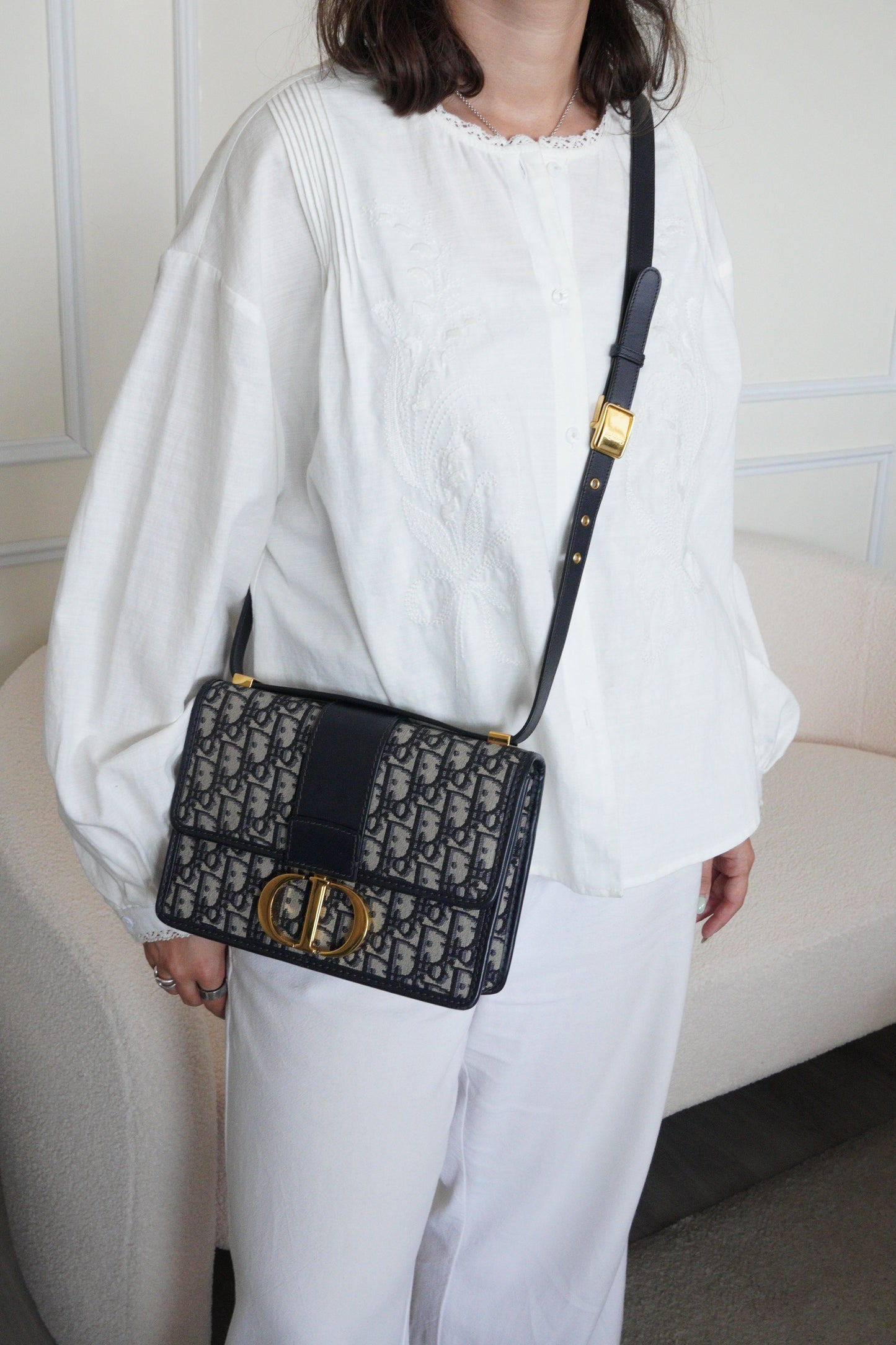 Dior 30 Montaigne oblique blue