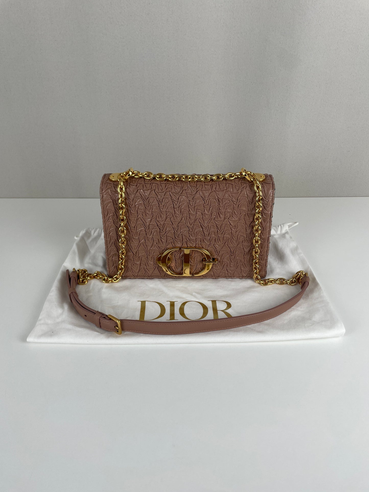 Dior 30 Montaigne beige pink gold hardware