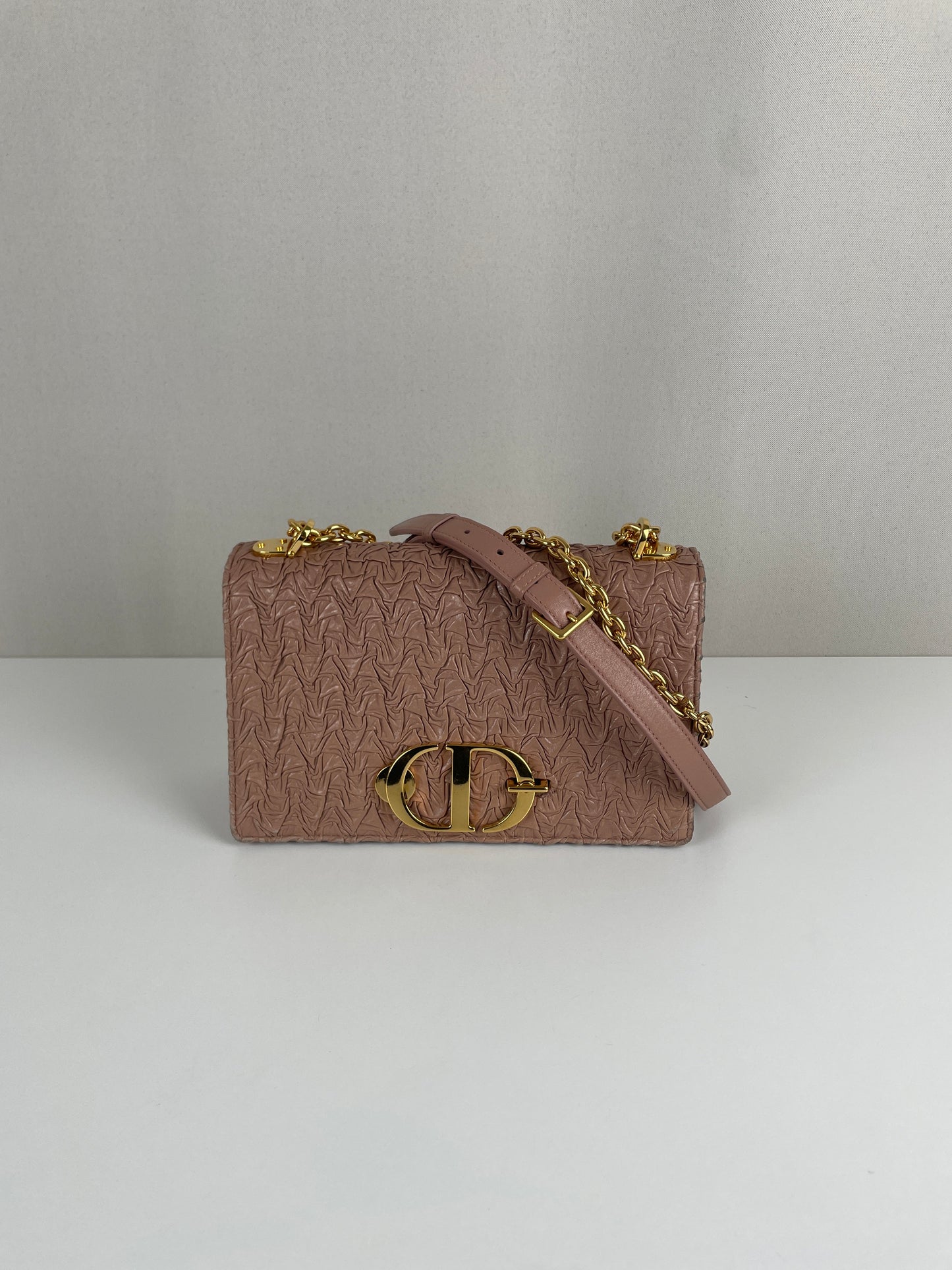 Dior 30 Montaigne beige pink gold hardware