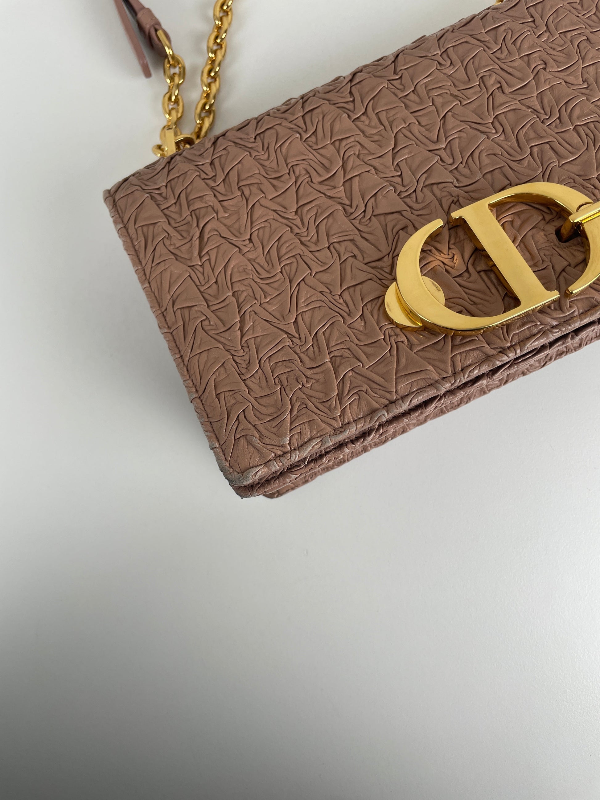 Dior 30 Montaigne beige pink gold hardware