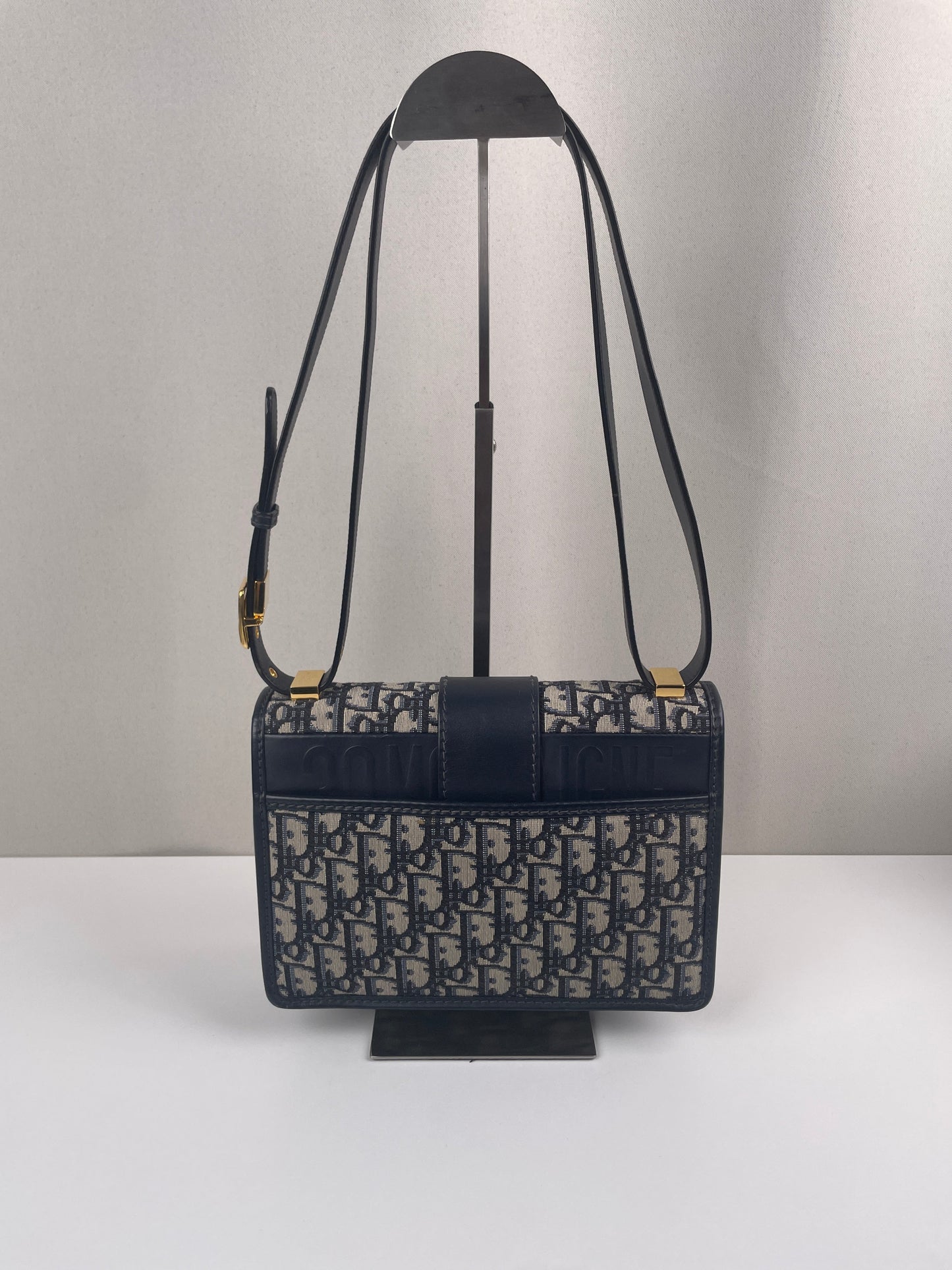 Dior 30 Montaigne oblique blue