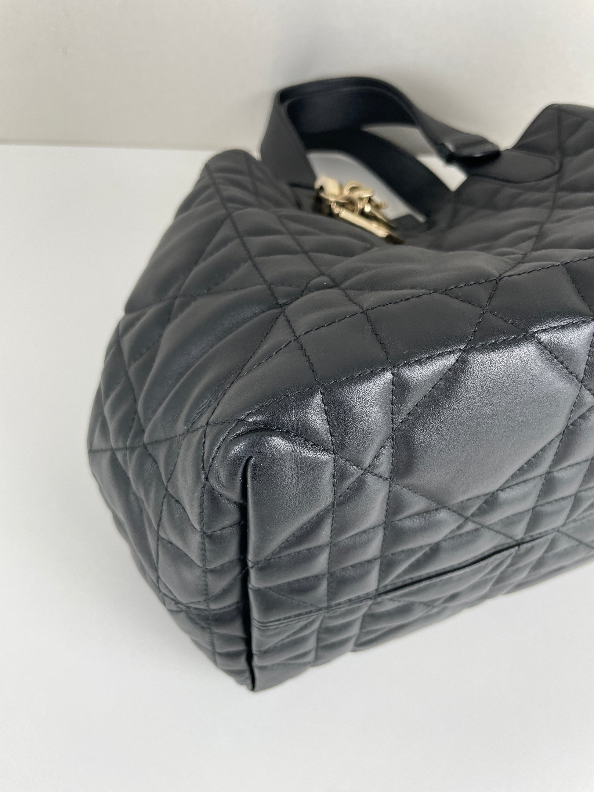 Tote Dior Toujours medium black leather