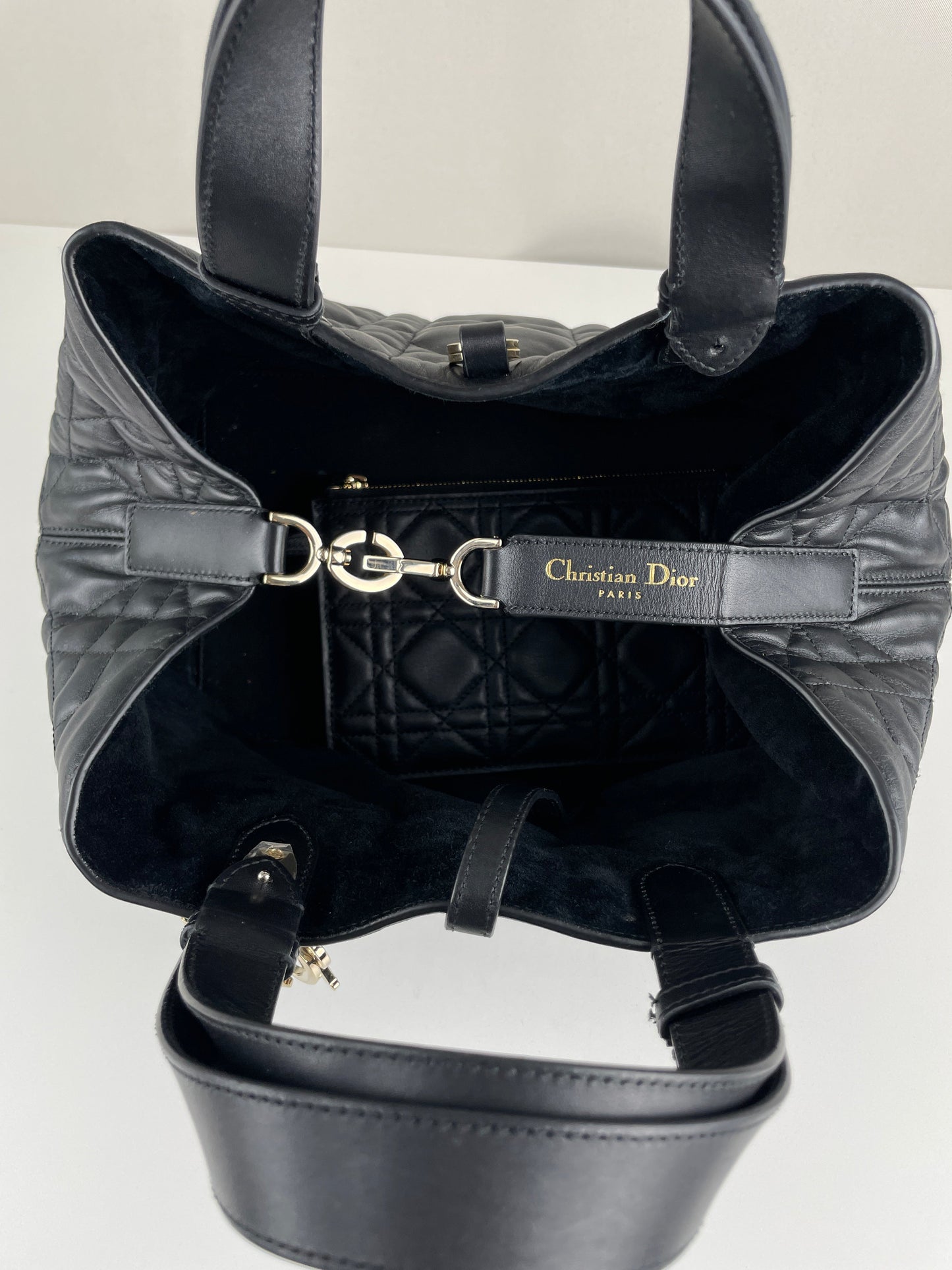 Tote Dior Toujours medium black leather