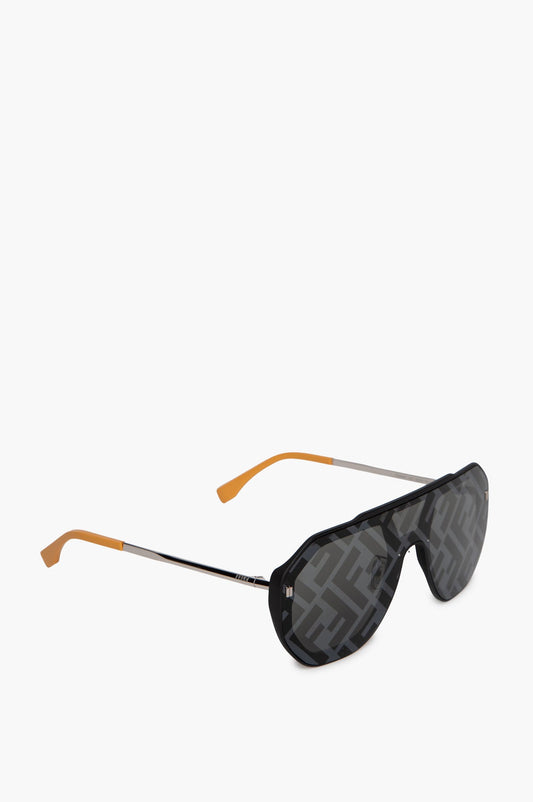 Fendi Black FF Logo FE40006U Pilot Mask Sunglasses