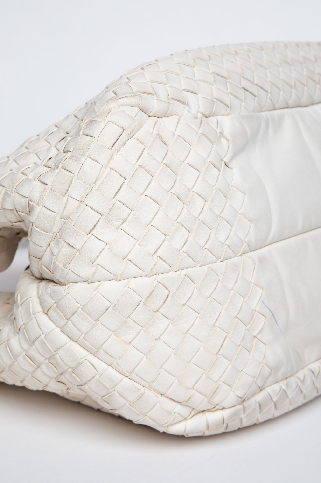 Bottega Veneta White Intrecciato Campana Tote Bag