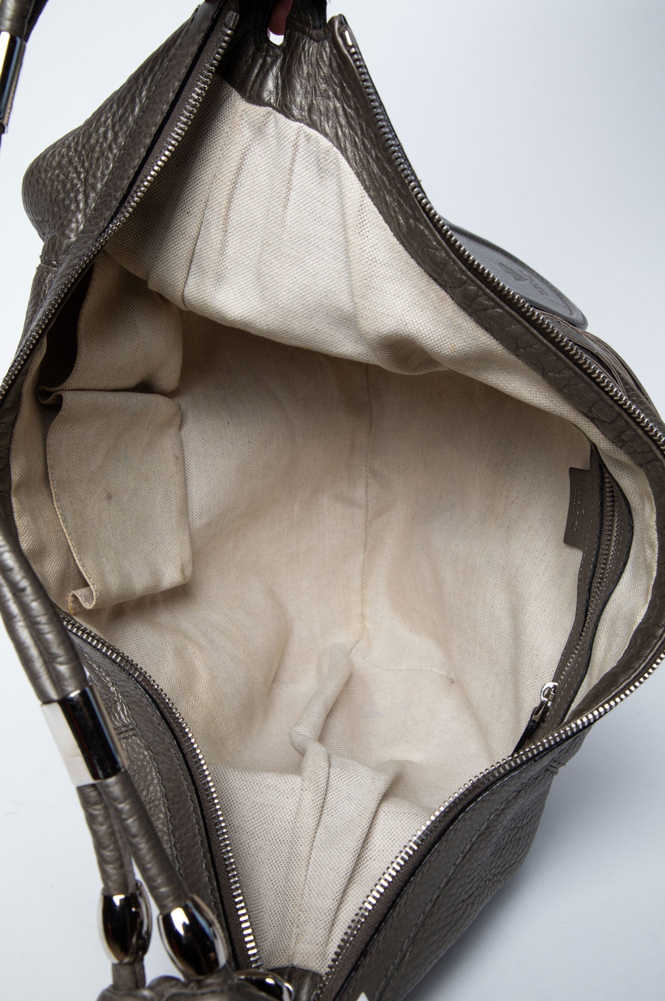 Gucci Metallic Pewter Pebbled Leather Techno Horsebit Hobo Bag