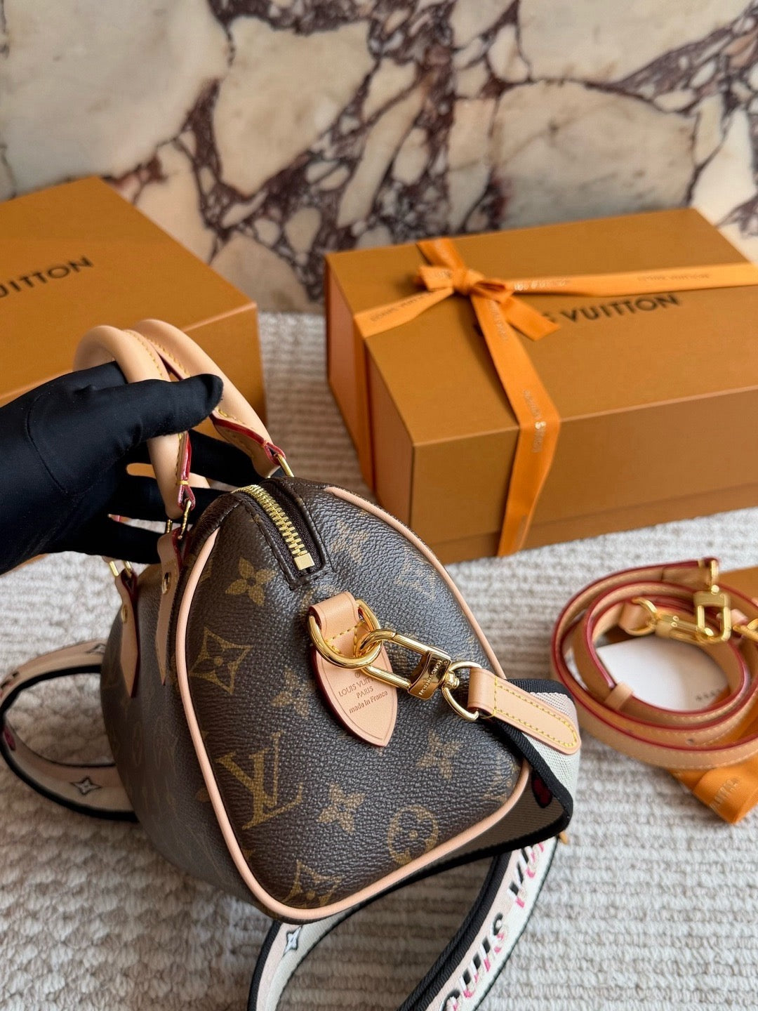 Speedy-Style Pillow Bag